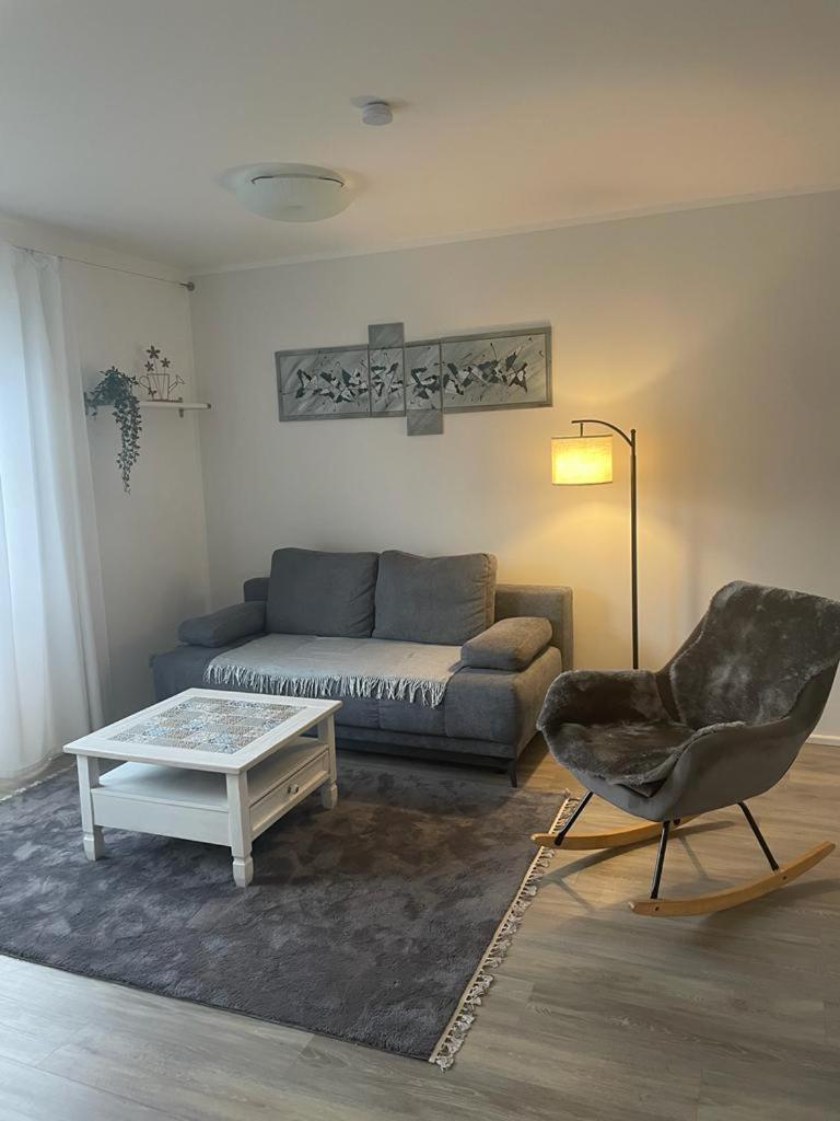 Zimmer Frei 4 Wiesbaden Bagian luar foto
