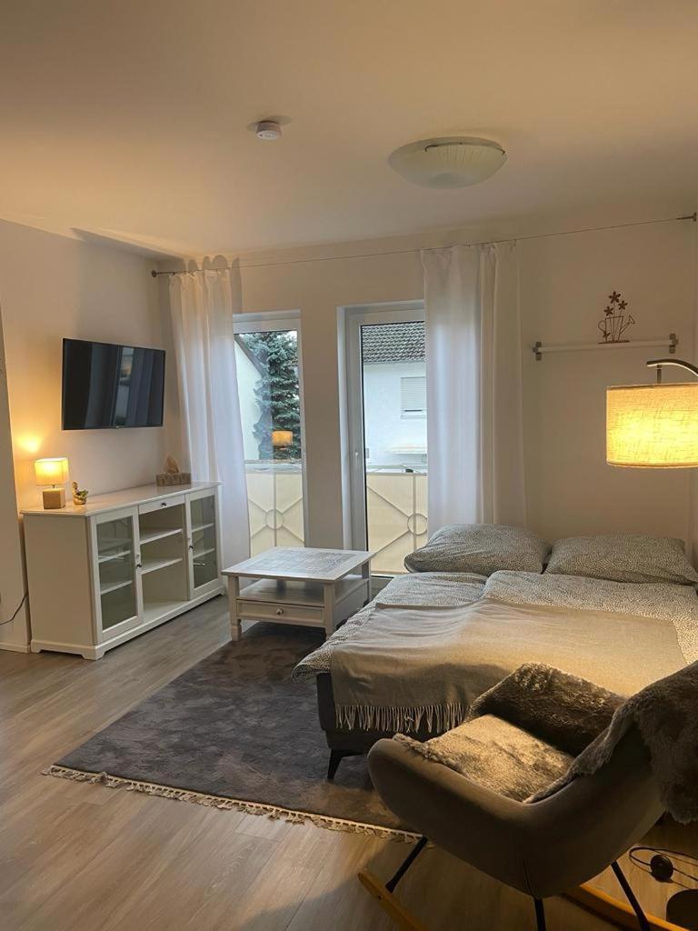 Zimmer Frei 4 Wiesbaden Bagian luar foto