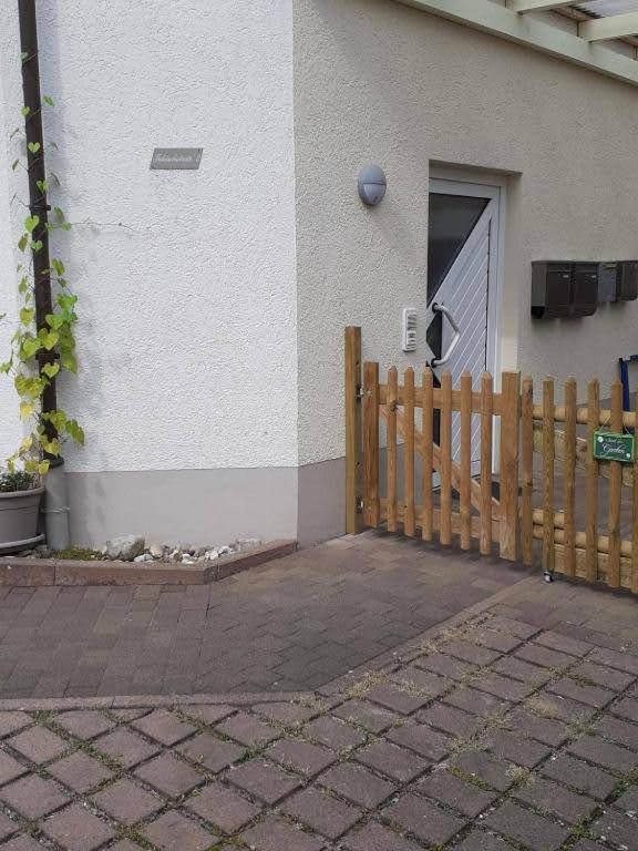 Zimmer Frei 4 Wiesbaden Bagian luar foto